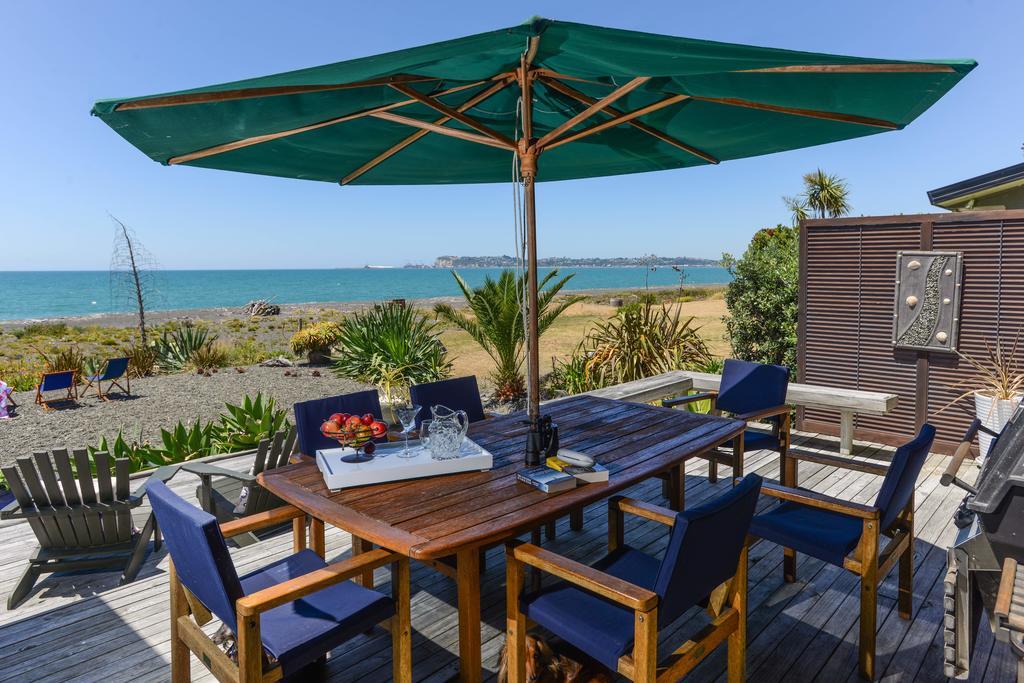 Absolute Beachfront B&B ネーピア エクステリア 写真