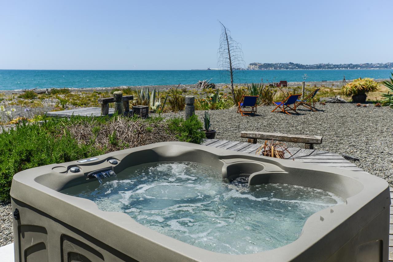 Absolute Beachfront B&B ネーピア エクステリア 写真